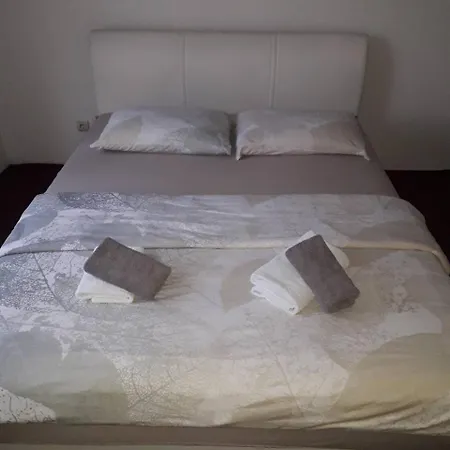 Apartment Bihac アパート Bihać